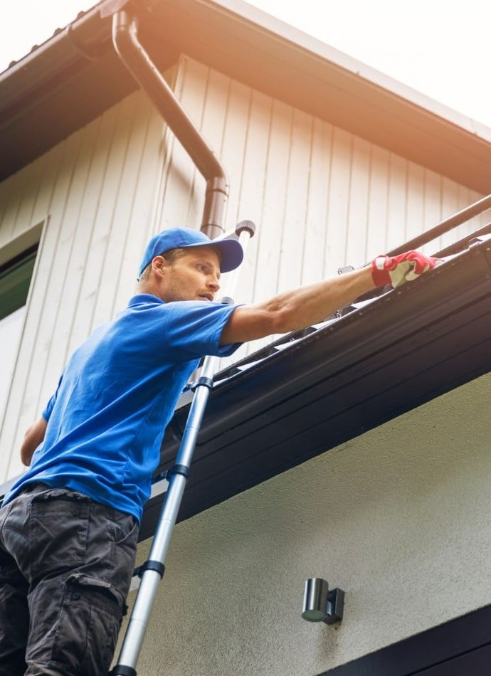 Gutter Cleaning Company Near Me in Kansas City MO 16