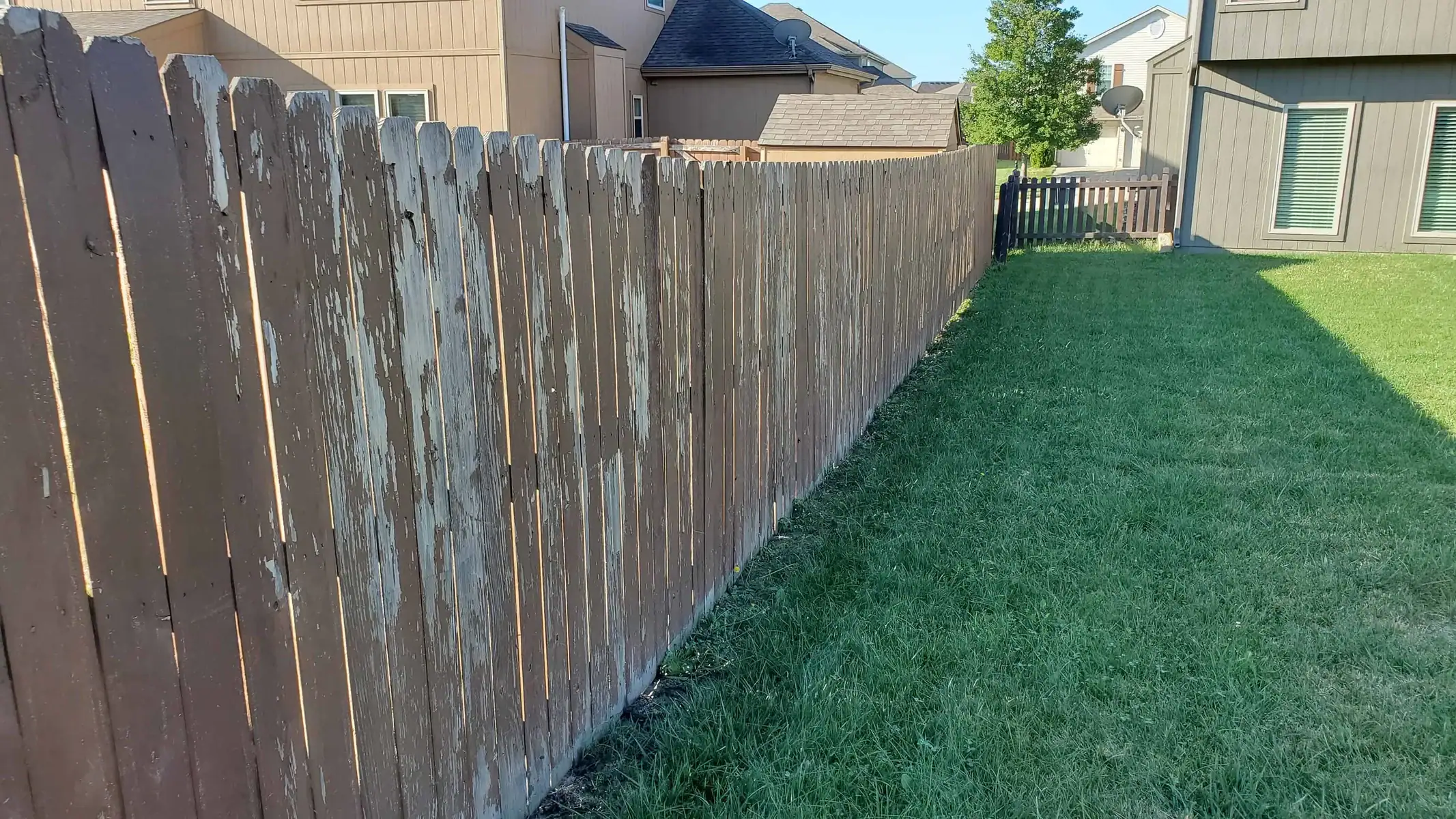 Fence Wash Before Tiffany Greens KCMO