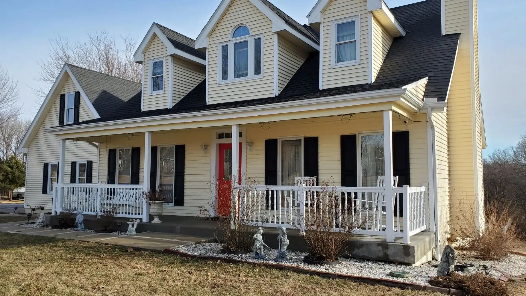 Stunning house wash result in Smithville, MO by KC Splash