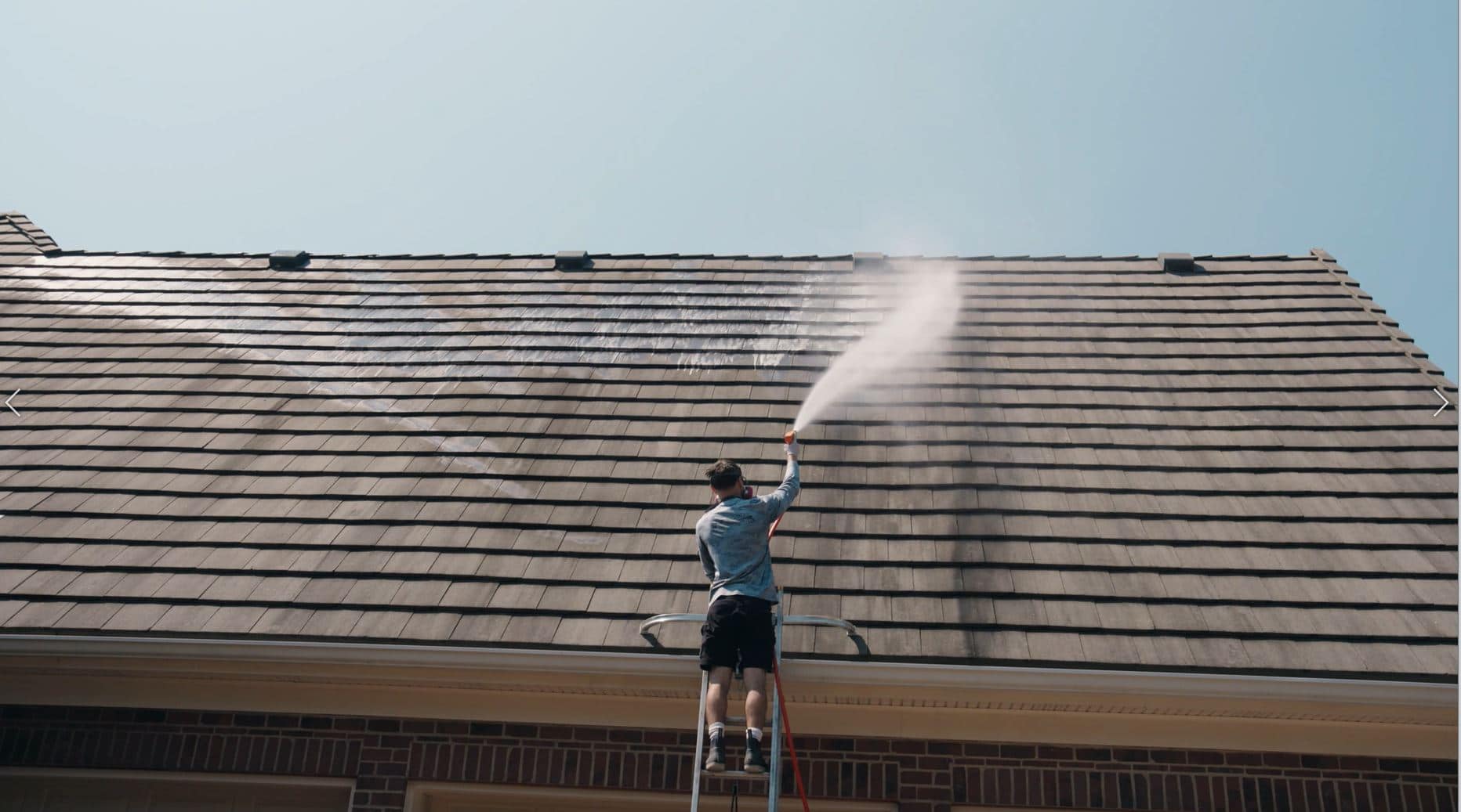 KC Splash luxury home pressure washing Kansas City roof soft wash