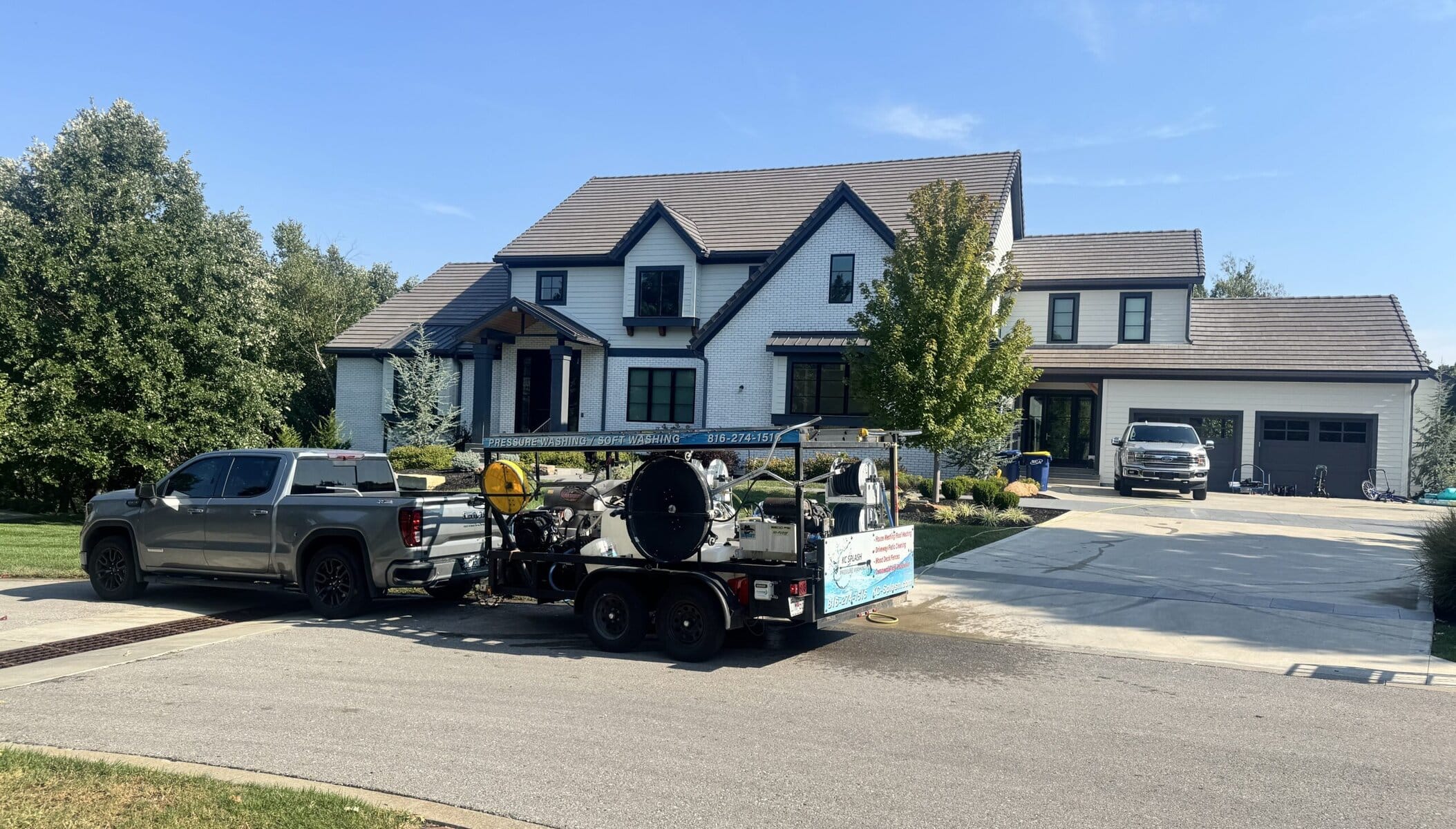 House washing in Lee's Summit, MO by KC Splash